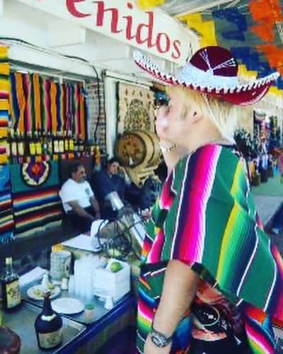 のインスタグラム：「旅行雑誌のメキシコ編 ルチャ・リブレ特集の取材を受けました。  オレはもうメキシコには行けないけど、楽しかったなぁメキシコ。  #メキシコ #mexico」