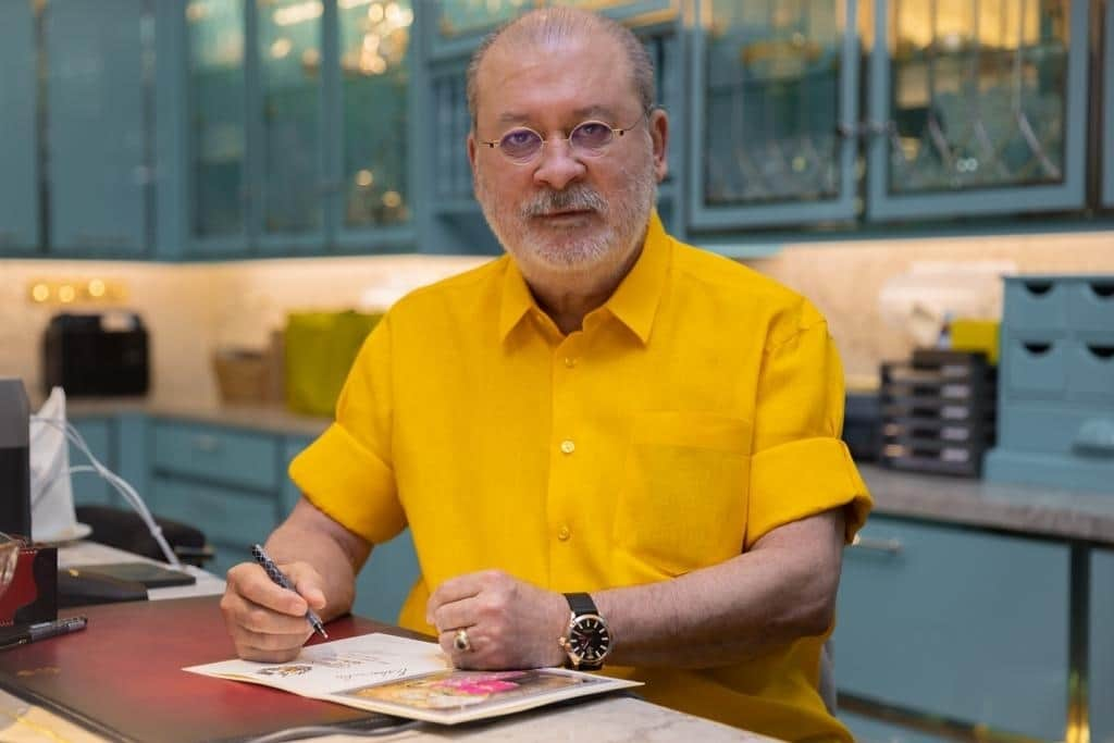 ボール・ウォッチのインスタグラム：「HIS MAJESTY SULTAN IBRAHIM OF JOHOR spotted wearing his custom-made 18 carat gold Ball Watch on His Royal Highness official engagement.⁠ ⁠ We are extremely honored to have HM's support.⁠ ⁠ @officialsultanibrahim⁠ #sultanjohor⁠ #royalpressoffice⁠ #johor⁠」