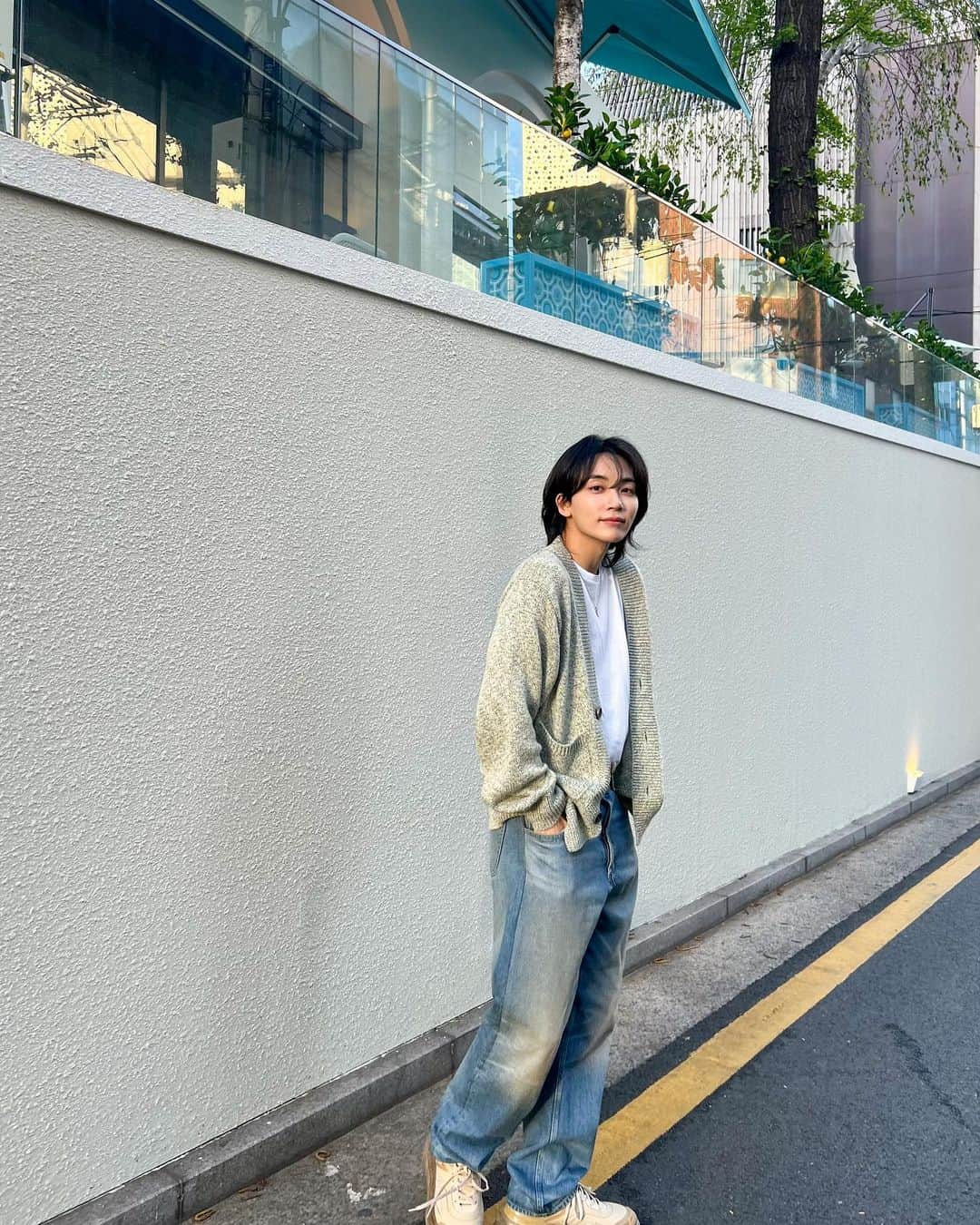 ジョンハンさんのインスタグラム写真 - (ジョンハンInstagram)「초로록🌿」4月13日 14時38分 - jeonghaniyoo_n