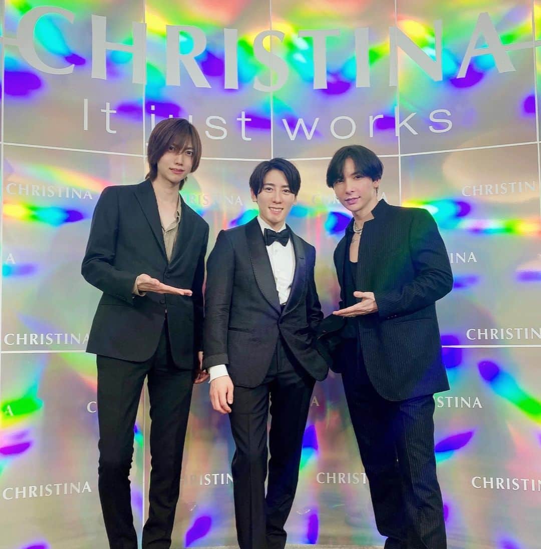 のインスタグラム：「招待ありがとう💐 熱かったなぁ🔥 仕事も遊びも大喜利も全力で頑張ります‼︎ #christina#プリンスパークタワー東京」