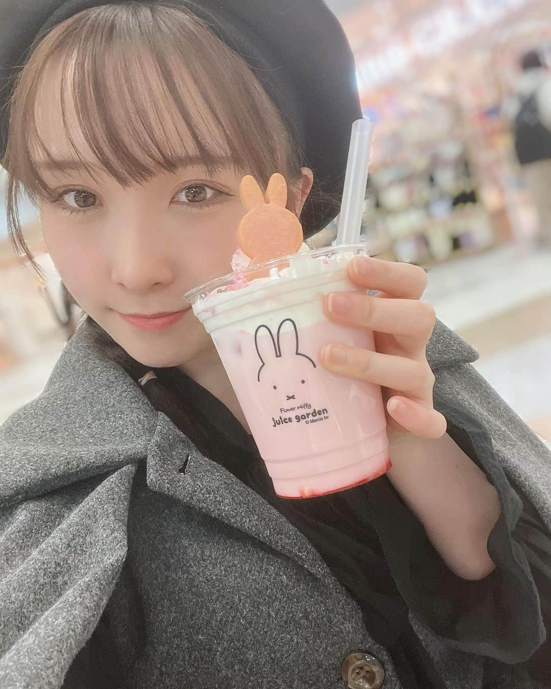 高瀬くるみさんのインスタグラム写真 - (高瀬くるみInstagram)「.     かわいいうさちゃん♡ 　 　 　 #BEYOOOOONDS #雨ノ森川海 #helloproject #高瀬くるみ #この前 #1人で #池袋 #行った時に #ミッフィー #ちゃん #の #可愛い #ドリンク #飲みました #1人だと #この画角が #限界だった #笑 #くるみんインスタ映え計画」4月13日 15時05分 - kurumi_takase.official