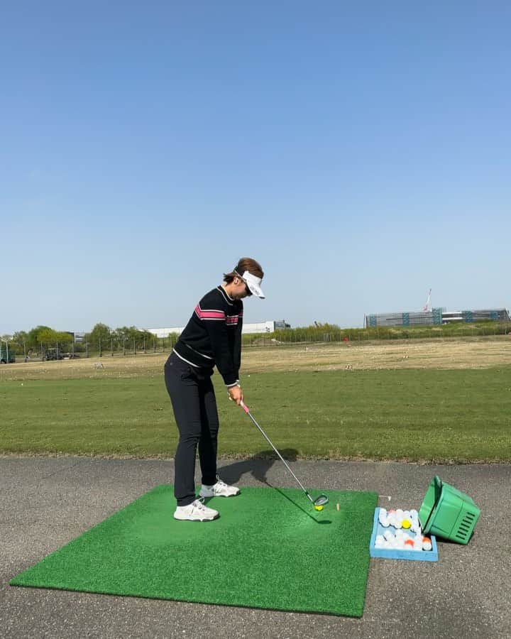 のインスタグラム：「. 9i.6i.4u.1d🏌️‍♀️🏌️‍♀️🏌️‍♀️ . #golf #golfswing #ゴルフスイング   #골프  #골프스윙  #golfstagram  #golfer #ゴルフ #ゴルフ女子 #ゴルフスイング #ゴルフスイング動画 #スイング動画 #ゴルファー #女子ゴルファー #ゴルフ練習 #あやゴル #ゴルフ場 #골프  #デサントゴルフ #ルコックゴルフ  #ゴルフウェア #ゴルフコーデ」