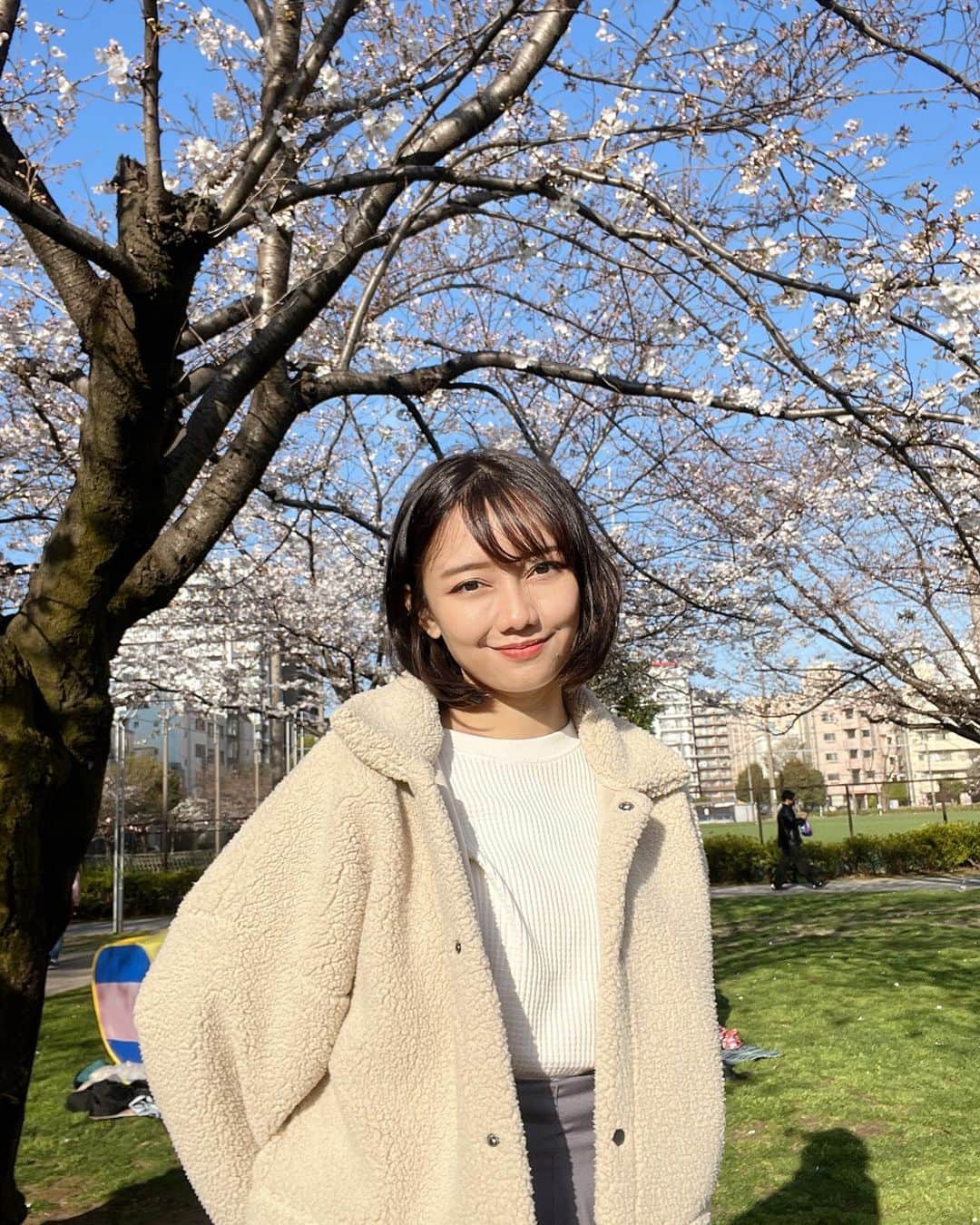 フィフィヨナ・アプリアニさんのインスタグラム写真 - (フィフィヨナ・アプリアニInstagram)「Sakura! 🌸✨  📷 by @diastakim 🤍」3月20日 22時44分 - viviyonaap