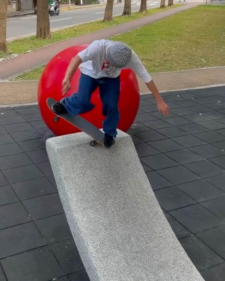 中田海斗のインスタグラム：「Taiwan tour 完　@asics_skateboarding @asics_sportstyle_jp   謝謝 @hidelabmov @simoyankix @kayasakakibara @ishizuka_ta98 @yutaishizuka @kaede_terauchi @savingmrpunk」