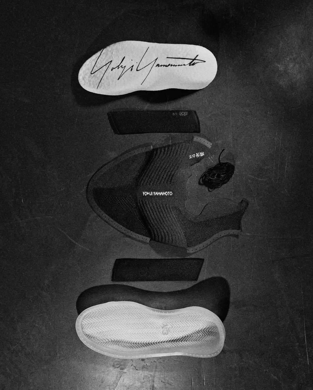 ワイスリーのインスタグラム：「Y-3 ITOGO. ​ With its name derived from a combination of the Japanese words for ‘thread’ - ‘ito’ - and ‘five’ - ‘go’ - the Y-3 ITOGO is hand-stitched from just five components. ​ Crafted to rethink the lifecycle of footwear, the ITOGO silhouette is held together by thread, not glue. ​ Available now at select retail locations.  #adidas #Y3 #YohjiYamamoto」