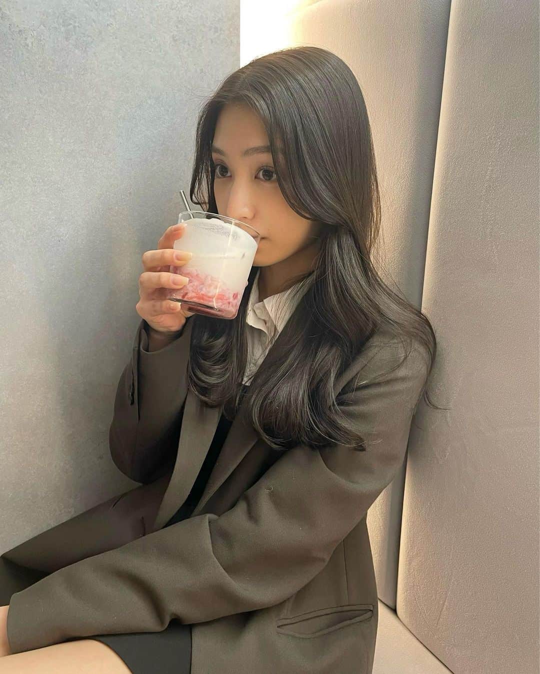 のインスタグラム：「久しぶりにいちごミルク…🍓」
