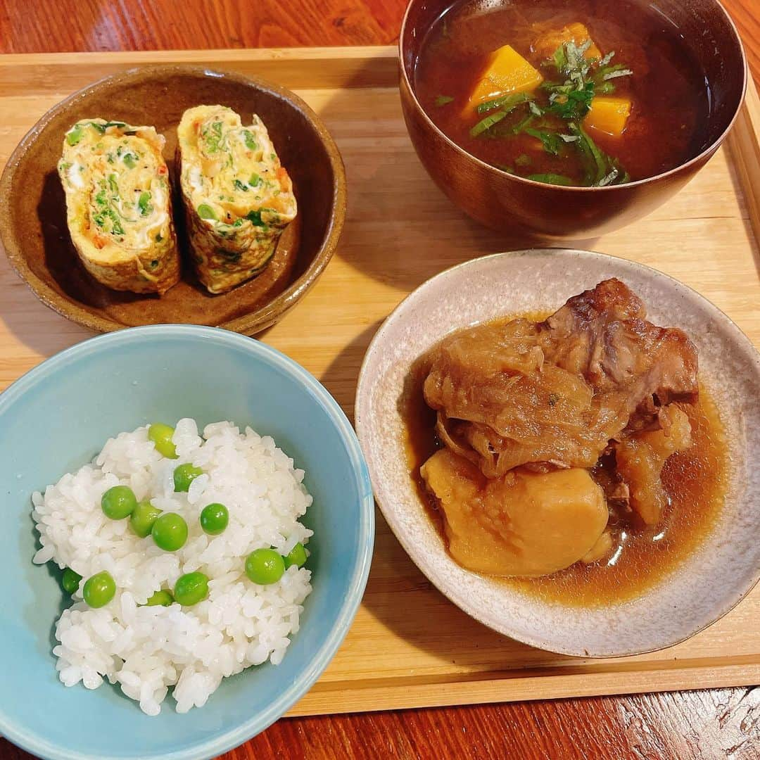 谷口菜津子のインスタグラム：「最近の朝飯  #朝飯」