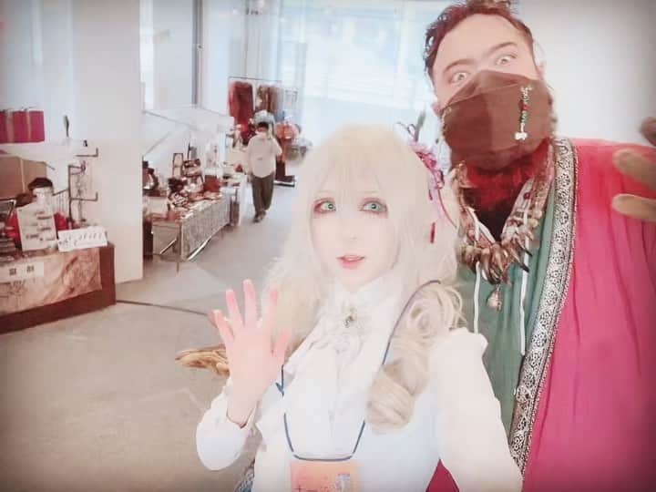 黒機ひつじのグルメインスタ