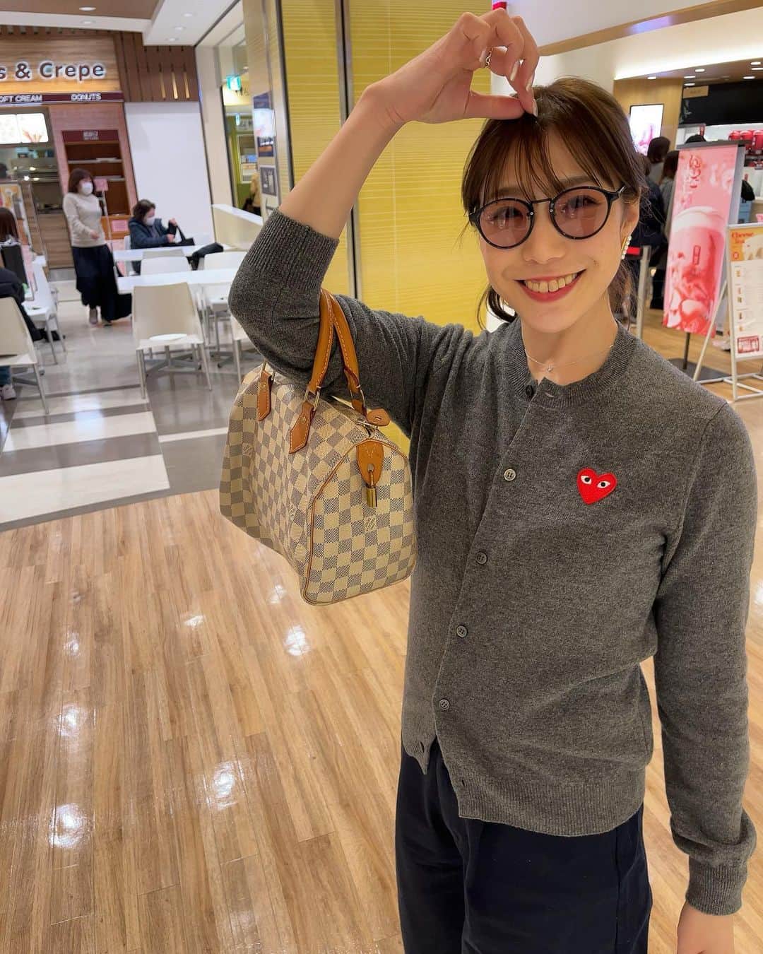 武田奈也のインスタグラム：「ㅤ 　 2人で久しぶりのオフ❤️ 　 自撮り好きボーイ👦🏻🤳 LEGO買ってもらってウキウキ🫰 　 リフレッシュして明日からのプレーオフ応援してます！🏒💪✨💚 　 　 　 ㅤ」
