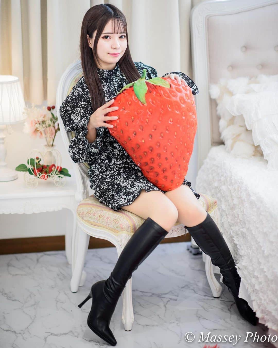 Hiro Matsushimaさんのインスタグラム写真 - (Hiro MatsushimaInstagram)「. . . . 「Studio Sweets box／ショートケーキ」で撮った写真です。 モデルは、白石姫織ちゃんです。 It is a picture taken in the studio “Studio Sweets box/Shortcake”. Her name is Hiori Shiraishi. . . #ポートレート #ポートレート女子 #ポートレートモデル #ポートレート撮影 #ポートレート部 #ポートレートモデル撮影 #ポートレイト #ポトレ #被写体 #モデル #被写体モデル #被写体女子 #東京カメラ部 #美少女 #写真好きな人と繋がりたい #白石姫織 #撮影会モデル #美女図鑑 #portrait #excellent_portraits #girlsphoto #lovers_nippon_portrait #portrait_perfection #portraitphotography #japanesegirl #japanesemodel #tokyogirl #good_portraits_world #모델촬영 #인물사진」3月20日 18時17分 - massey_photo