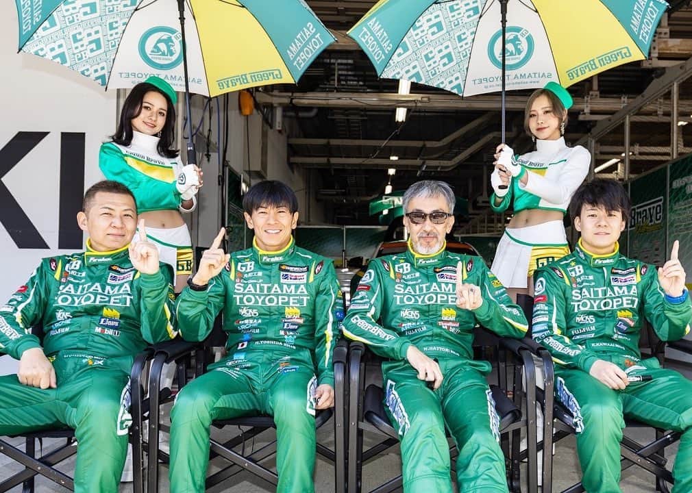 五十嵐みさのインスタグラム：「. スーパー耐久開幕戦お疲れ様でした✨ . 埼玉トヨペットGreeen Brave 52号車は、ST-Zクラスにて見事ポールトゥウィン🏆🥇👑 去年の悔しさをバネに、今年は良いスタートとなりました👏 . 4月15日にはいよいよスーパーGTも開幕戦🏁 今回のスーパー耐久に続き、良い結果が残せますように🙏 . 2日間応援ありがとうございました🍀 引き続きよろしくお願いします✨ . #スーパー耐久#s耐#supertaikyu#grsupra#埼玉トヨペット#greenbrave#レースクイーン#埼玉トヨペットサポーターズ#コスチューム#サーキット#モータースポーツ#鈴鹿サーキット#52号車」