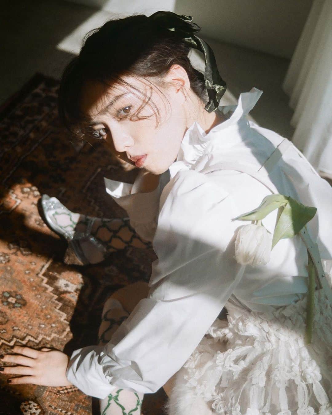 新関碧さんのインスタグラム写真 - (新関碧Instagram)「Ph.  @_1119_a_  HM @funatomisaki_hair_make  St. @kyonchic」3月20日 18時58分 - aoi__niizeki