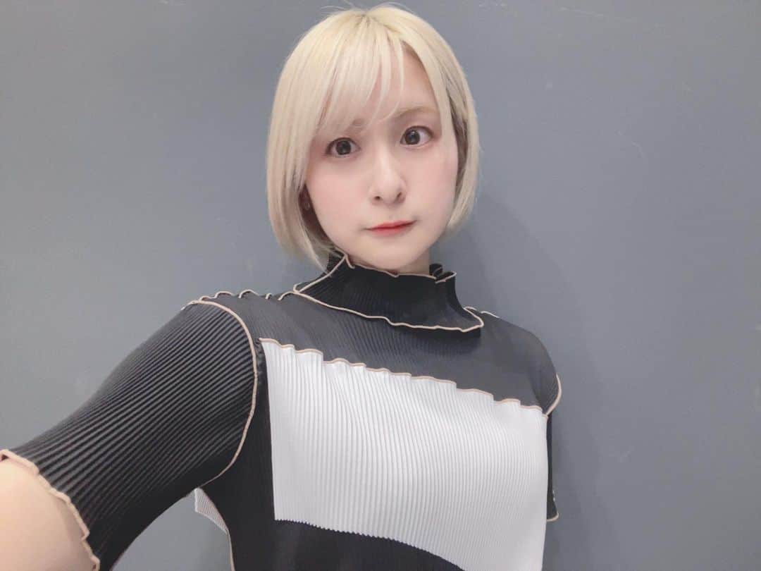 吉田有里のインスタグラム：「㊗️ガルパ6周年！ 昨日は楽しい時間を、本当にありがとうございました。 バンドリ、最高！ どうかこれからも、バンドリ、ガルパ、ハロハピを愛して下さい！！  #バンドリ #ガルパ #バンドリ #ガルパファンフェスタday2」