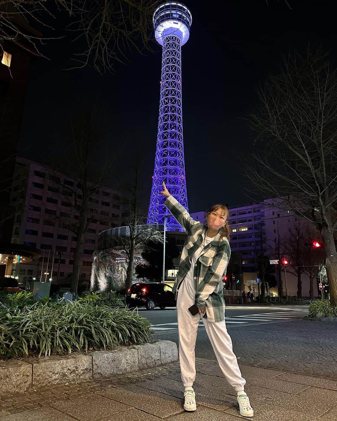 高城れにさんのインスタグラム写真 - (高城れにInstagram)「マリンタワー🗼 今日がコラボ最終日でした！ マリンタワーさん、足を運んでくださった皆様！ありがとうございました☺️💜 とっても幸せでした！  #横浜 #横浜マリンタワー  #高城れに」3月20日 20時11分 - takagireni_official
