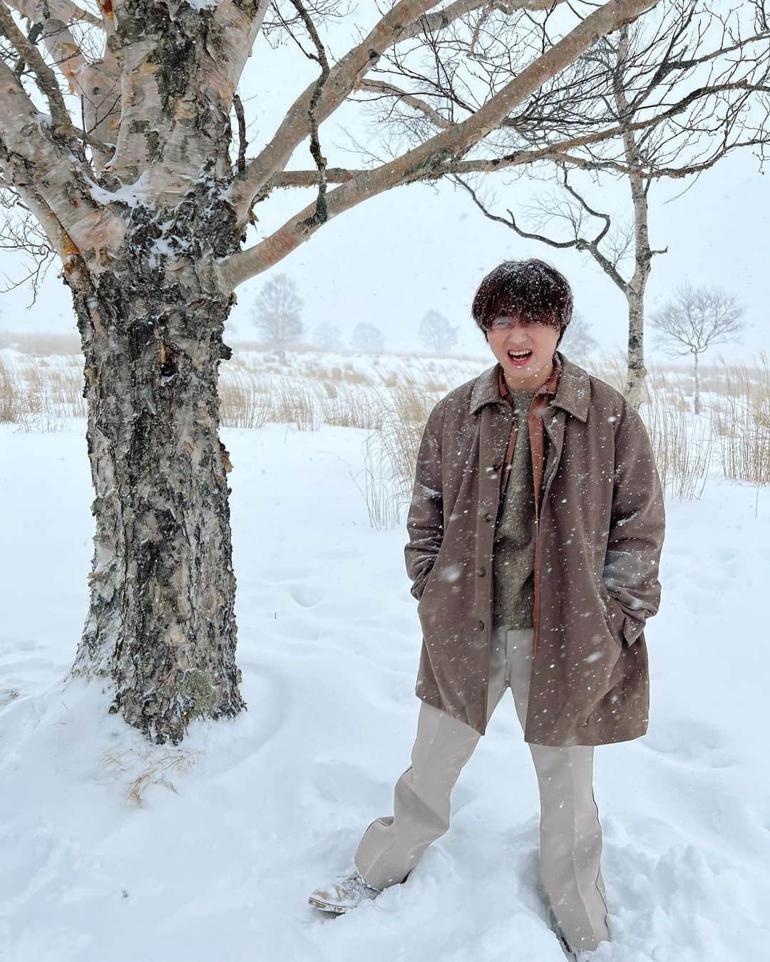 竹中雄大さんのインスタグラム写真 - (竹中雄大Instagram)「−10℃の大雪警報の中撮影頑張りました。笑 間違いなく人生史上最も過酷な撮影でした。 死んでもいいや feat. 竹中雄大 / SG 明後日渋谷で歌います。」3月20日 21時18分 - yudai_vo