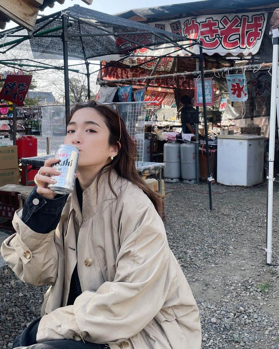 KARENさんのインスタグラム写真 - (KARENInstagram)「先日のお休み。  昼飲みしてたらお店の人が お先に帰りますね〜 とお帰りになられる愛すべき謎シチュエーション  🍻⛩🍡  #西新井大師」3月20日 21時36分 - karen_nrsm