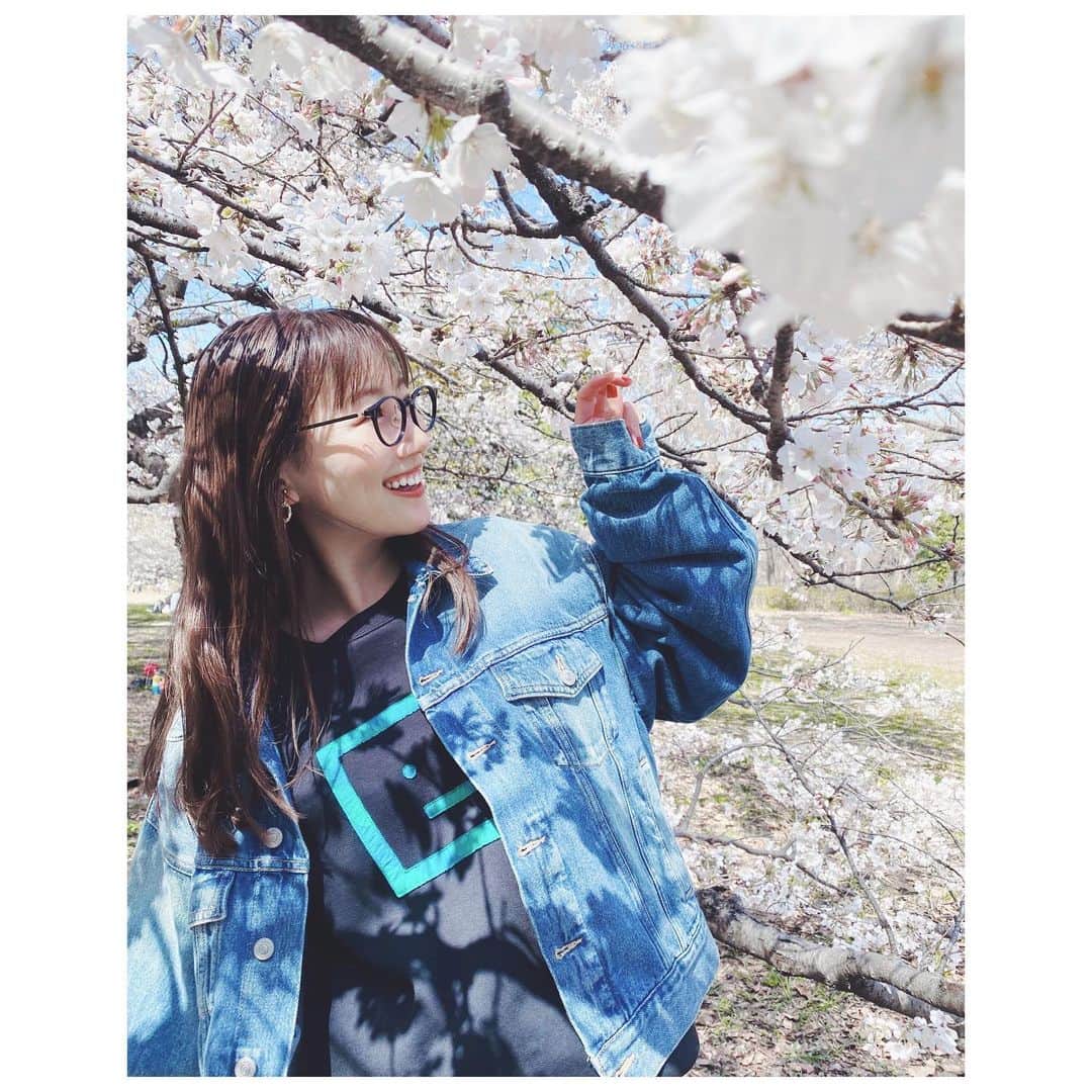 大塚愛さんのインスタグラム写真 - (大塚愛Instagram)「春だねぇ。  AIO　#春 #桜 #花粉 #団子 #食べたい」3月20日 21時32分 - aiotsuka_official
