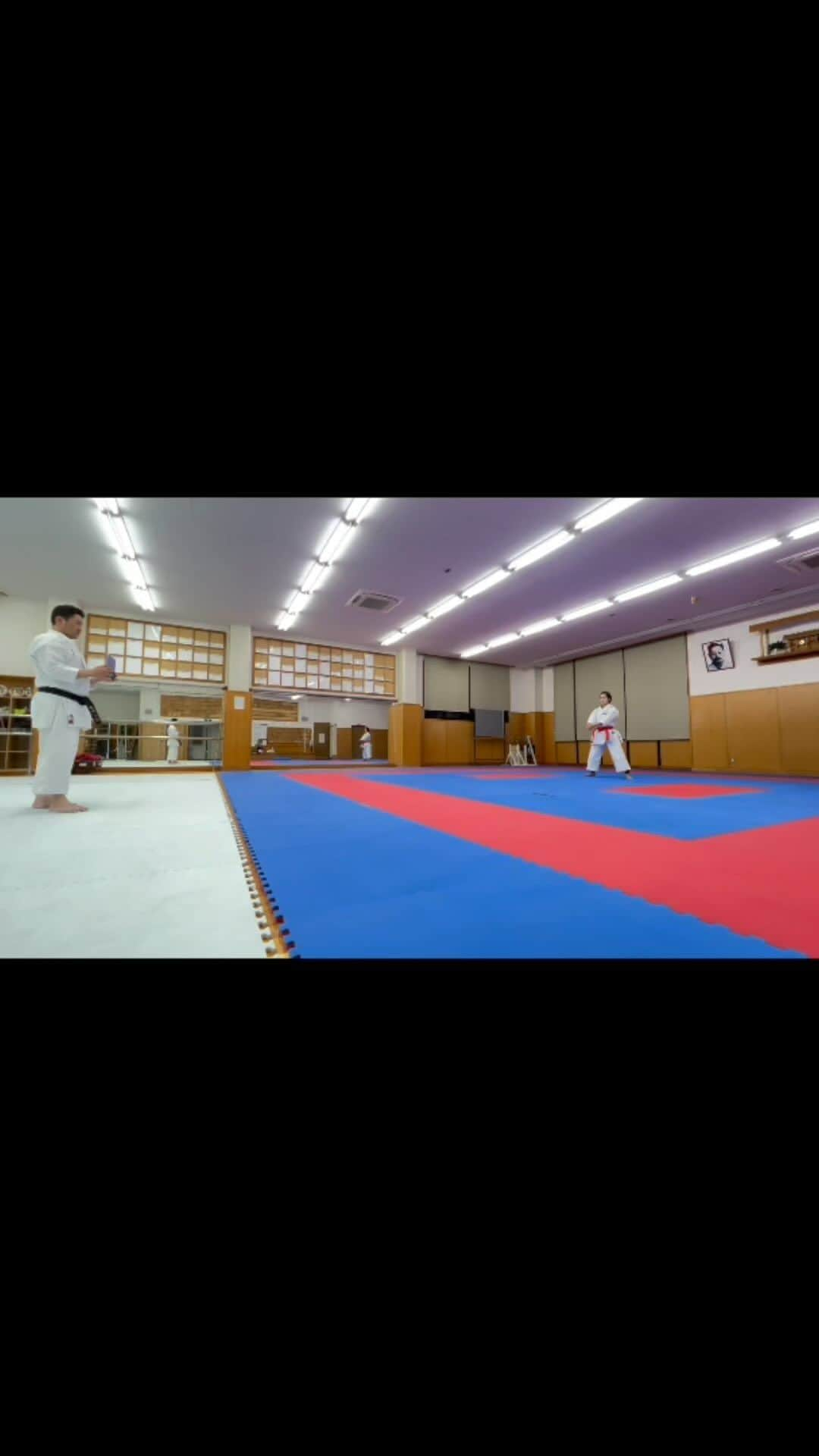 清水希容のインスタグラム：「Make the impossible possible.  Each task is not easy.  That's why I'm so happy when I can do it.  Make the impossible possible!  #infinite#karate#kata#Impossible#Possible#challenge#strong#up#go」