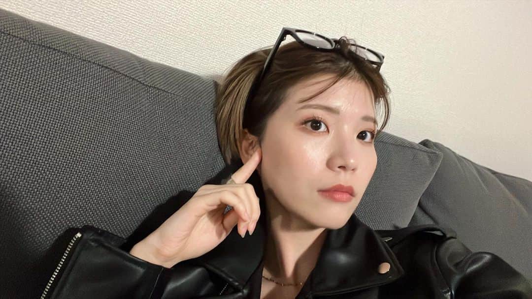 羽柴なつみのインスタグラム：「🥸」