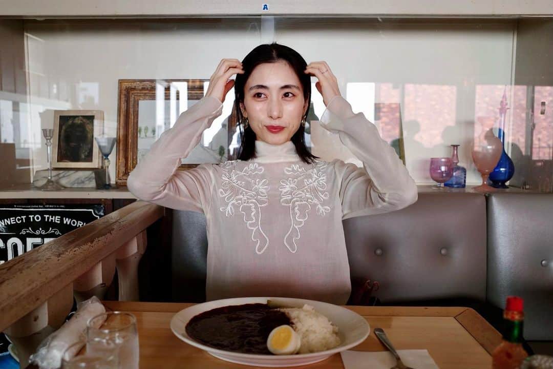 丹生美保のグルメインスタ