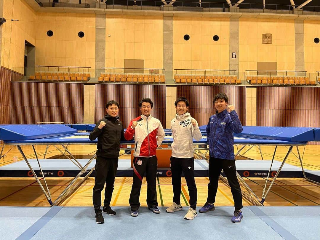 岸大貴のインスタグラム：「個人合宿 in 広島県福山市  シーズンインに向けてエンジンをかけるという目標のもと、環境を変えて練習をすることでとても充実した合宿となりました！  地元クラブの選手たちへの指導や、他競技にも触れることができ刺激たっぷりでした🔥  #広島県 #福山市 #広島県福山市 #トランポリン #trampoline #合宿 #強化合宿 #クライミング #ボルダリング #ポピンズ #poppins」