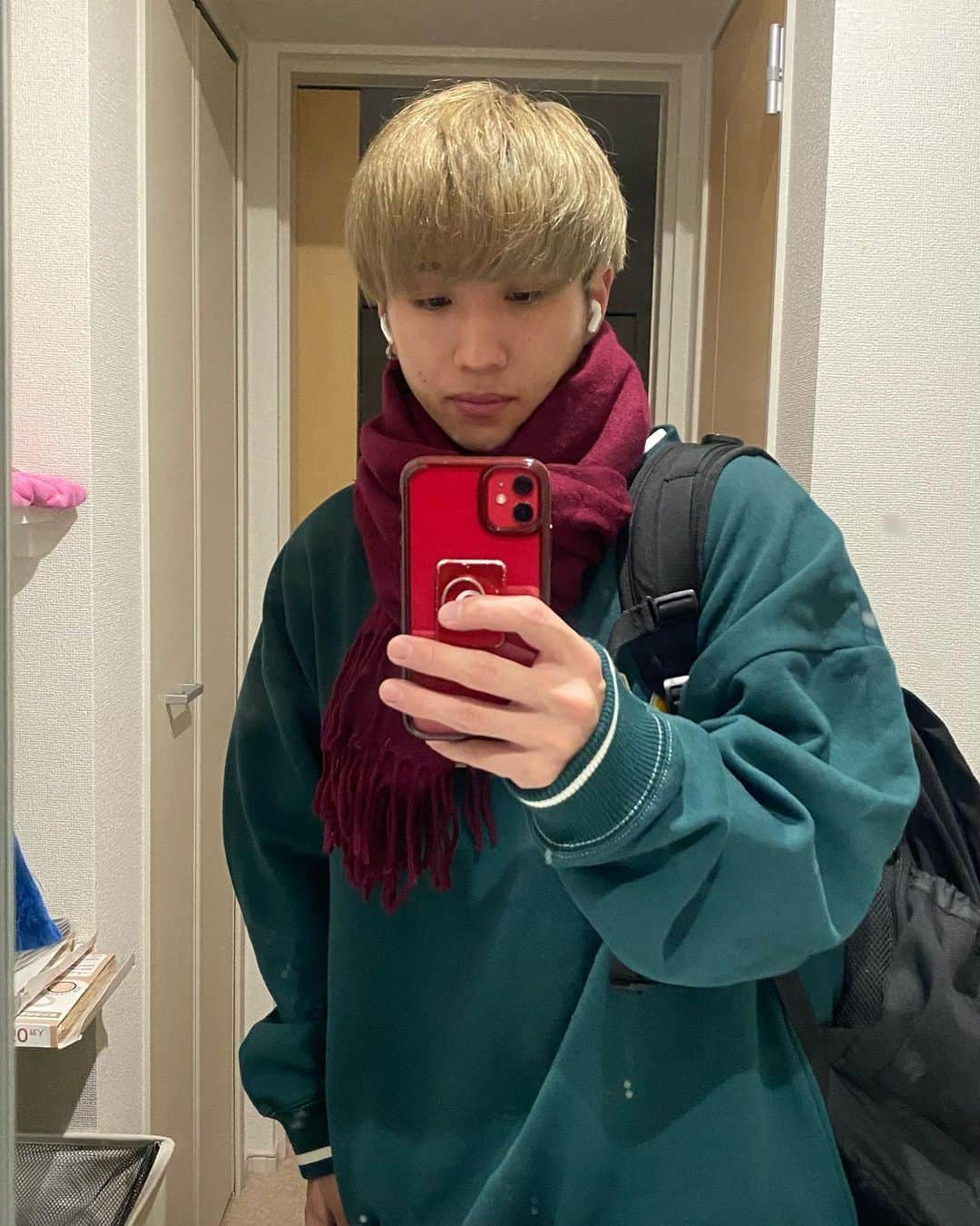 大塚稜馬さんのインスタグラム写真 - (大塚稜馬Instagram)「Which hair color is good? Please comment ✏️ Btw I would like to dye my hair or get a perm after I finish my job hunting💇‍♂️💆‍♂️💈  #haircolor  #otsuka #fyp #indonesia  #waseda #早稲田 #髪染めたい」3月21日 0時45分 - otk_rym