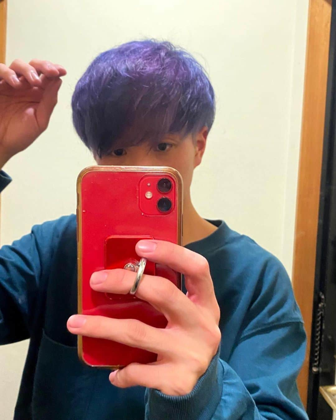 大塚稜馬さんのインスタグラム写真 - (大塚稜馬Instagram)「Which hair color is good? Please comment ✏️ Btw I would like to dye my hair or get a perm after I finish my job hunting💇‍♂️💆‍♂️💈  #haircolor  #otsuka #fyp #indonesia  #waseda #早稲田 #髪染めたい」3月21日 0時45分 - otk_rym