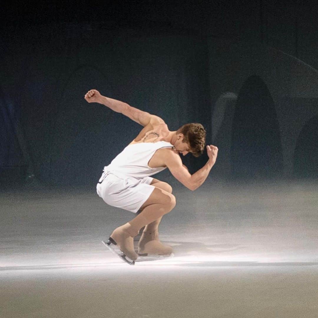 ティモシー・ドレンスキーのインスタグラム：「Throwback to going the distance. Thanks for the collaboration @coralf_ ! #Hercules 📸 @matthew_young11」