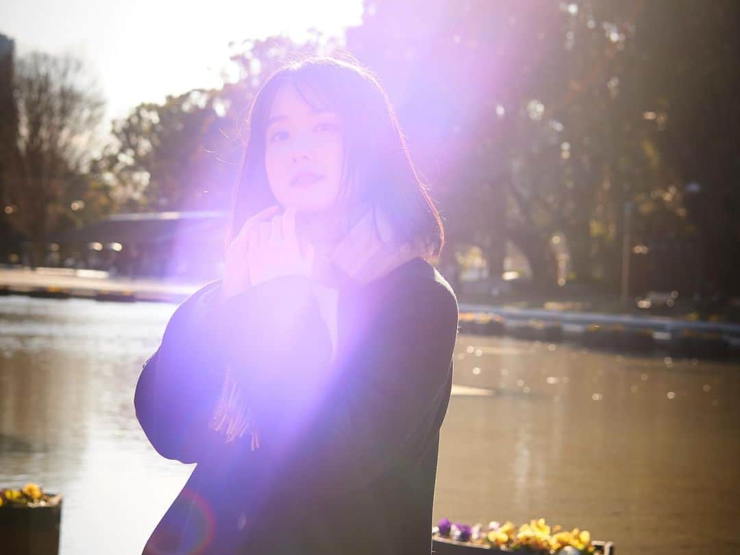 髙橋明日香のインスタグラム：「光がいい感じにさしてる…✨  #portrait #ポートレート #instagood」