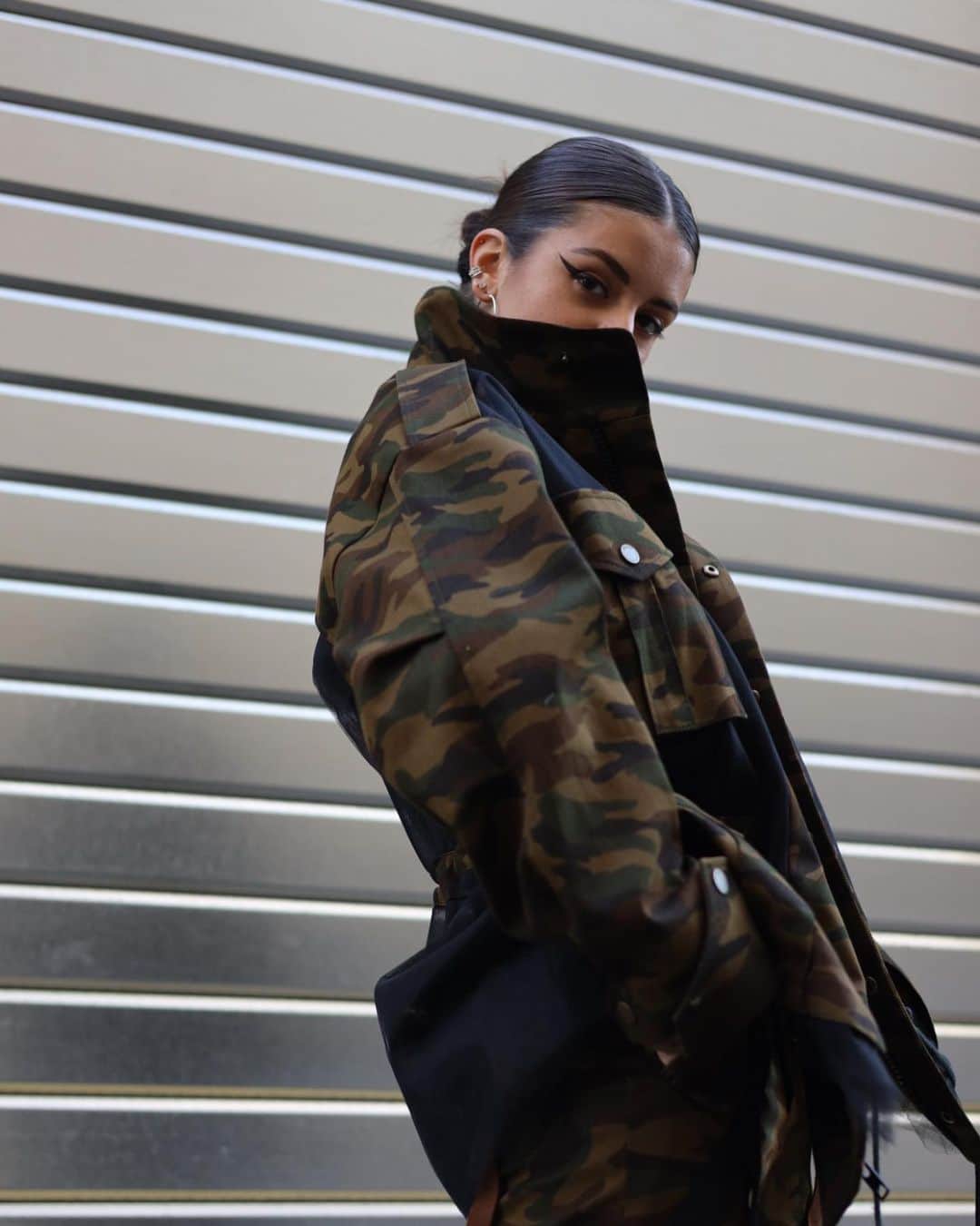 レクレルールのインスタグラム：「Elegant military thanks to #MONSE.  Available at #LECLAIREUR Boissy and website.」