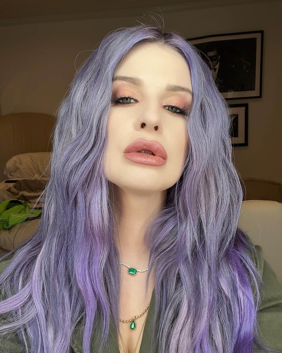 ケリー・オズボーンさんのインスタグラム写真 - (ケリー・オズボーンInstagram)「#PhotoDump 💜」3月21日 1時58分 - kellyosbourne