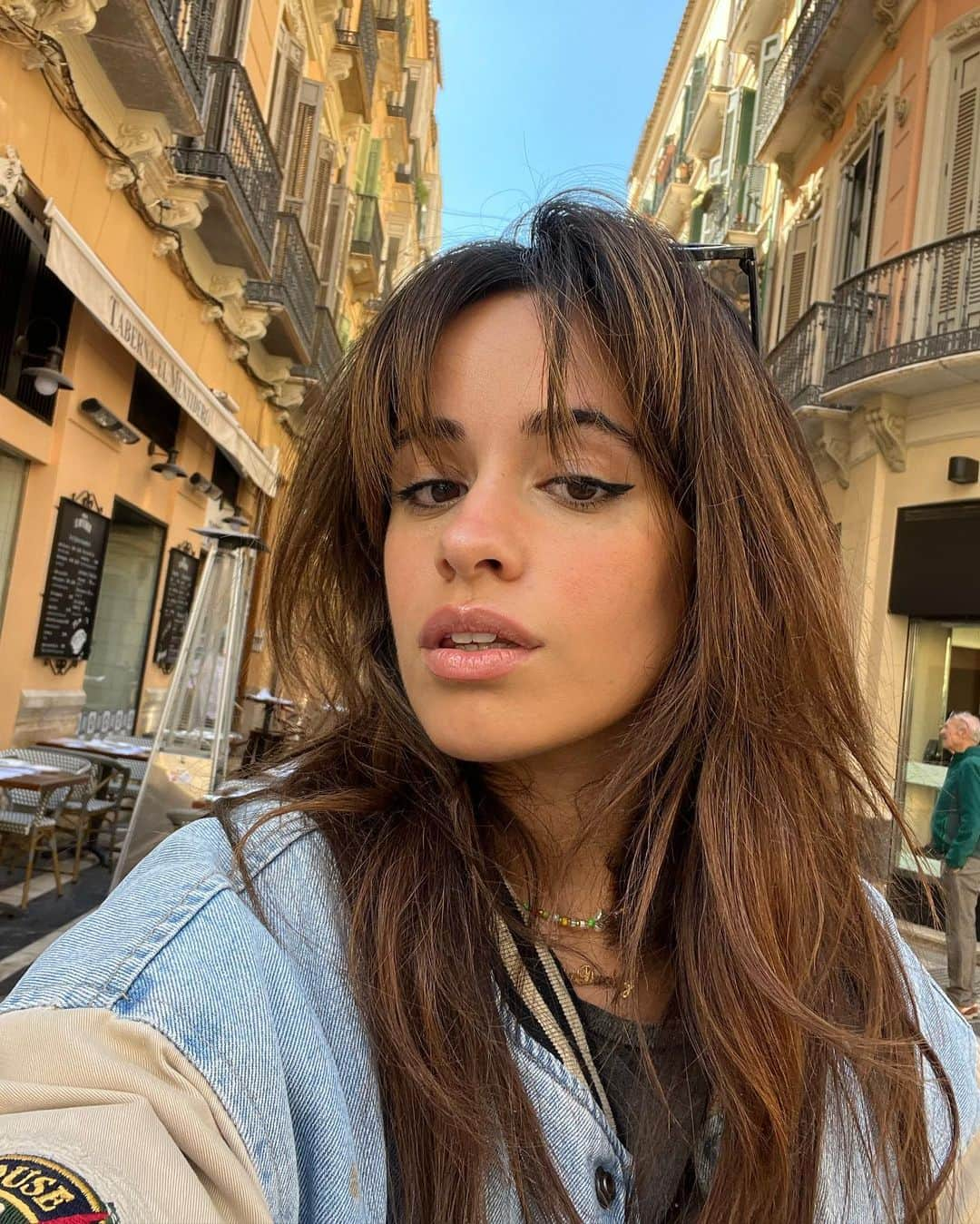 カミラ・カベロさんのインスタグラム写真 - (カミラ・カベロInstagram)「muy yummy 😋🍓💘🎀🍬🦩🩰」3月21日 2時36分 - camila_cabello