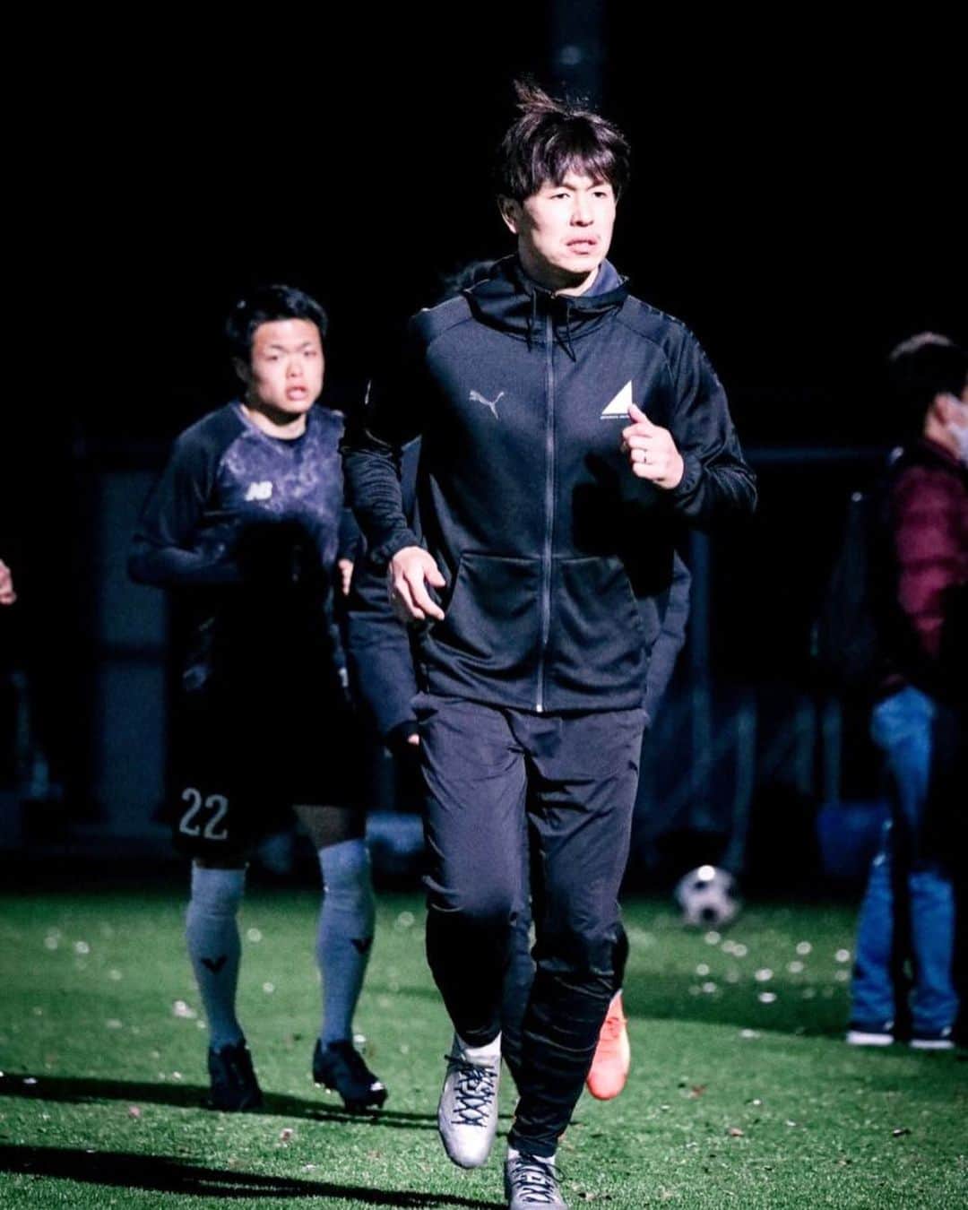 福田健人のインスタグラム：「🖤🤍🖤  @setagayaunited   📸: @y__stadium  @y___field   #フットボールを拡張しろ」