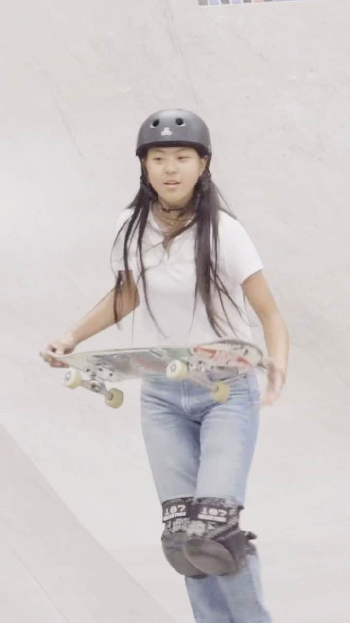 開心那のインスタグラム：「Met up with @cocona.hiraki to grab some clips @catrainingfacility shortly after her 2nd place in the World Championships #triple8nyc #thecertifedsweatsaver」