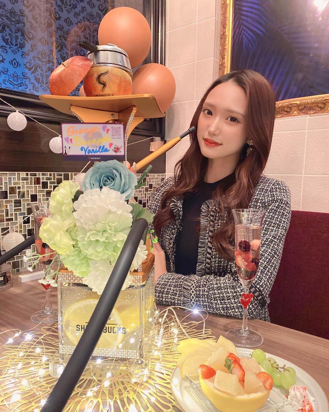 沙季のインスタグラム：「映え🌸✨  今年も沢山映え〜な写真とりたい🐻  ここのシーシャめちゃくちゃ映えるから 一緒に行きたい子いたら連絡して‎🤍 映えに行こ🐷🐷🐷  @shisha_redmagic   #シーシャバー #シーシャ #シーシャカフェ #シーシャ好きと繋がりたい #シーシャ女子 #映えスポット #映えカフェ #映え写真」