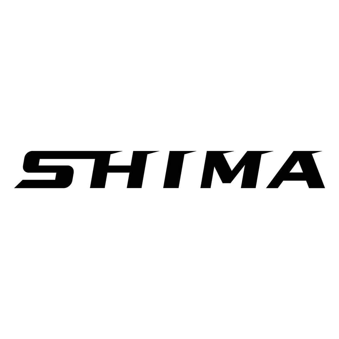 Sachiのインスタグラム：「＜お客様へ大切なご報告＞ いつもご来店いただきまして誠にありがとうございます。 お世話になっております皆様にご報告がございます。  この度、2023年5月10日をもちまして、SHIMAを退社する事となりました。 大切なhairを任せてくださった沢山のお客様に、言葉で言い表せない程の感謝の気持ちでいっぱいです。  “お客様と一緒につくるhair” が大好きです。 笑顔と優しさに溢れたお客様に支えていただいて、仕事に笑顔が絶えなかった事が私の誇りです。 可愛くなる事、美しくなる事ってすごいpowerなんだと、美容の仕事を通して体感することができました。 たくさんのpowerを頂き私の気持ちはお客様への愛で溢れています。 この気持ちはこれからも変わらず大切にしていきます。  私の美容師としての全てはSHIMAにあります。 嶋義憲先生のhairに対する情熱が大好きです。 先生には美容師とは何かを一から教えて頂き、今に至るまで沢山のご指導をいただきました。 また、嶋香緒里さんにはディレクションチームに加えて頂き、一緒に積み重ねた貴重な時間は、今振り返っても胸が熱くなります。 あの濃い時間が今の私に繋がっています。 どの教えも本当に素晴らしい学びばかりで素敵な時間でした。　 本当にありがとうございました。  そして、良い時も苦しい時も、常に一緒にいてくれたスタッフにも感謝でいっぱいです。 特に歴代の専属アシスタント達とは沢山のドラマと夢を共有し、チームで動くことの心強さ、温かさを知りました。 本当にありがとうございました。　  最後の日まで変わらず、皆様に最善のhairをご提供できるよう努めます。 皆様のご来店をお待ちしております。  SHIMA creative stylist  sachi」