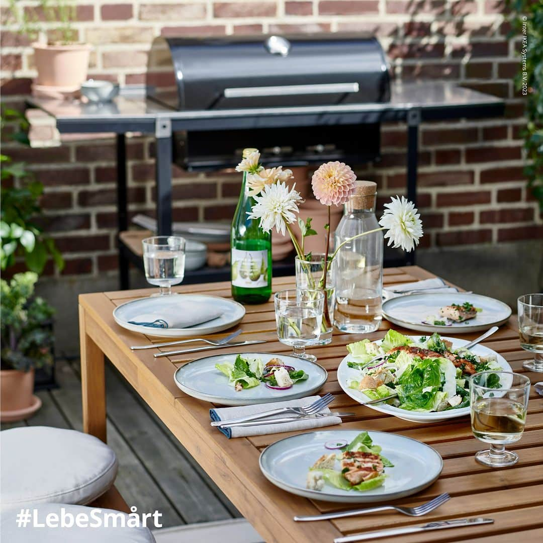 IKEA Austriaさんのインスタグラム写真 - (IKEA AustriaInstagram)「Heiz den Grill an 🔥! Und hol dir jetzt bei IKEA alles, was du für deine Outdoor-Küche brauchst. #IKEAat  #IKEA #outdoor #outdoorküche #garten #terrasse #gartenmöbel #balkonmöbel #outdoormöbel」3月21日 18時37分 - ikeaaustria