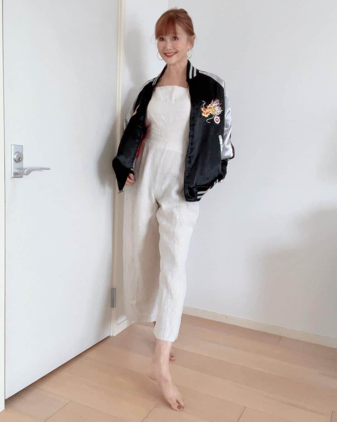 高見恭子さんのインスタグラム写真 - (高見恭子Instagram)「想像のなかにあなたの未来が待っている  #souvenirjacket #embroidery  #embroideryjacket #vintage #vintagejacket  #sukajan #yokosukajacket  #fashion #fashionphoto #tigeranddragon」3月21日 10時46分 - takami_kyoko