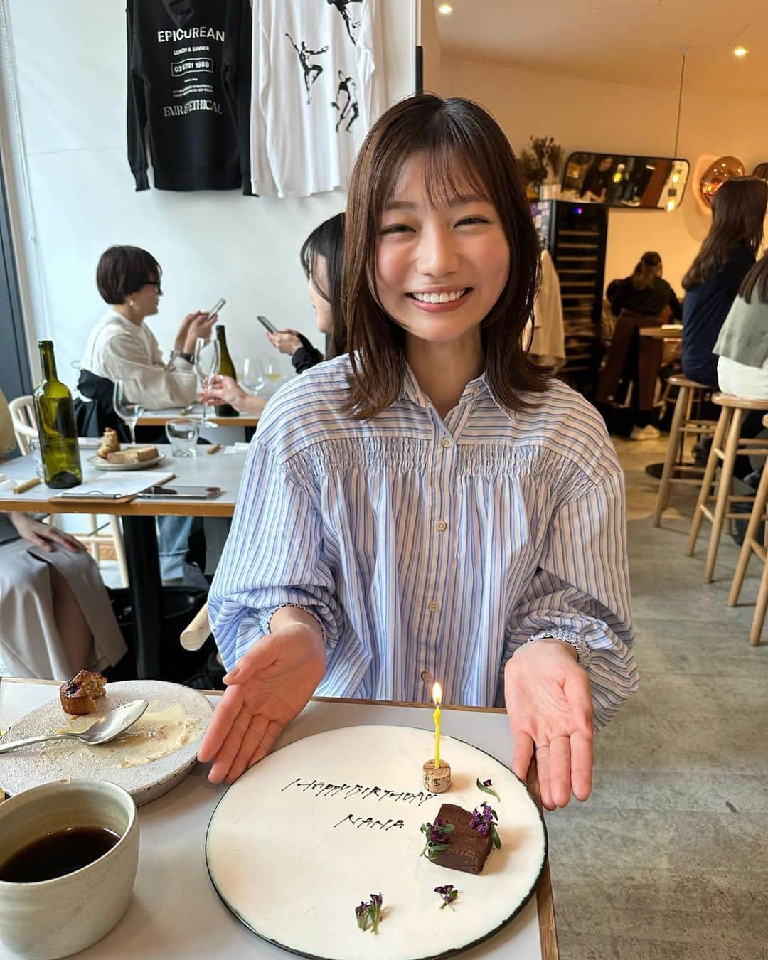 村上奈菜さんのインスタグラム写真 - (村上奈菜Instagram)「美味しいお料理と誕生日のお祝いまで😭🎂 嬉しかった〜🥹♡ @momo__charite さんありがとう..💓 (敬語からタメ語研修中)  このあとオーディション2本頑張れました☺︎🌸」3月21日 10時50分 - murakami__nana