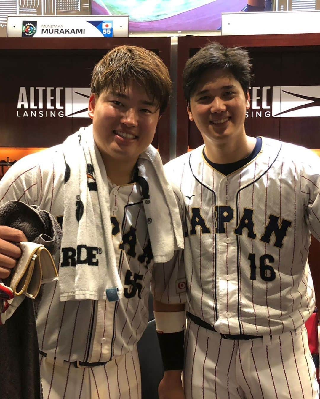 大谷翔平のインスタグラム：「あと一つ。  What a game!!  What a swing Mune!!  What a pitching performance Sandy!!」