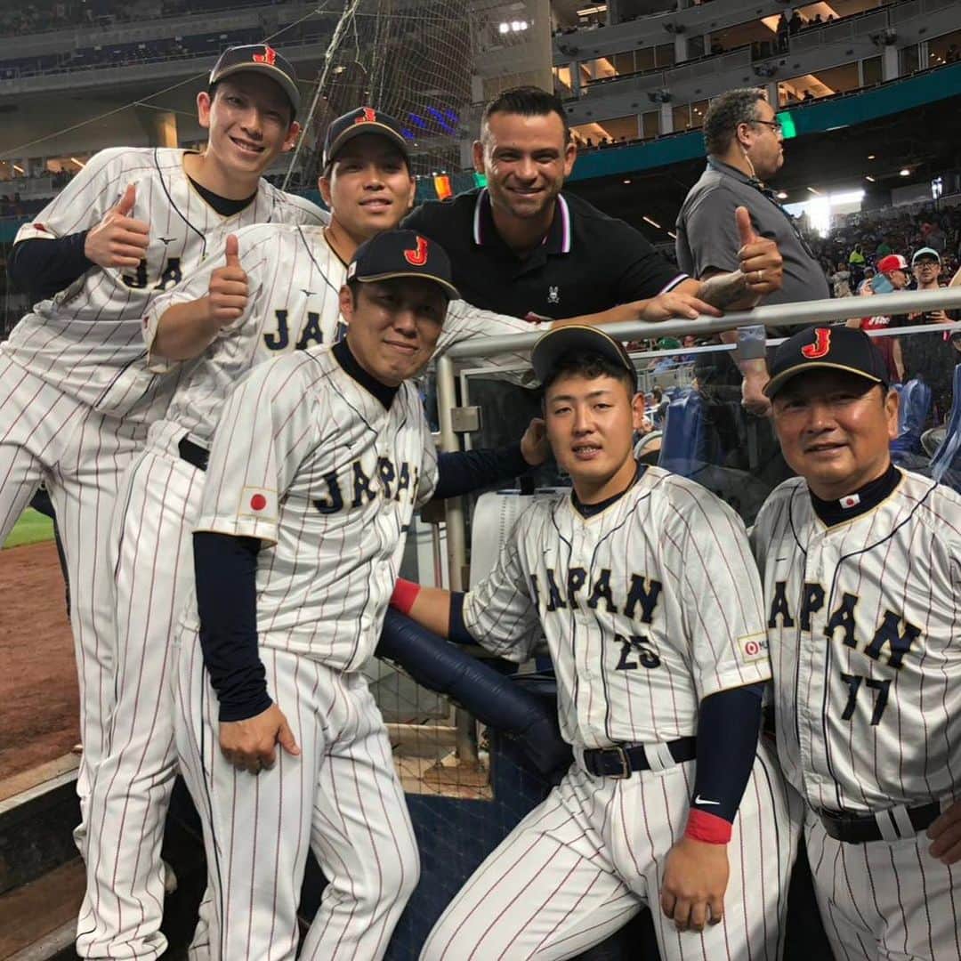 のインスタグラム：「2023 WORLD BASEBALL CLASSIC™ 日本 6x-5 メキシコ #村上宗隆 選手が逆転サヨナラ打！日本が3大会ぶりの決勝進出！  #侍ジャパン #WorldBaseballClassic」