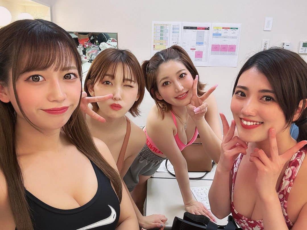 小島みゆさんのインスタグラム写真 - (小島みゆInstagram)「可愛い子たちと 仲良くなれて過酷だが楽しい1日だった☺️🧡🧡 イベントの放送は4/21 スカパーガオラチャンネル！ . . .  #インスタグラビア　　#instalove #follow #グラビア #扎心了 #like #tokyo #ootd #style #photo #sexybody #love #instagravure #맞팔 #关注 #东京 #model #Japanesegirl #photooftheday #tbt #igers #instadaily #lookgoodfeelgood #日系穿搭」3月21日 13時25分 - _8_miyu