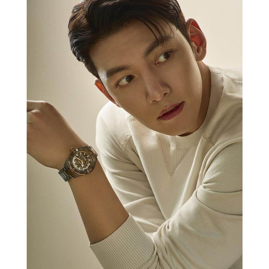 チ・チャンウクさんのインスタグラム写真 - (チ・チャンウクInstagram)「#RadoxJiChangWook #RadoCaptainCook #Rado #라도 #라도x지창욱 #AD」3月21日 13時51分 - jichangwook