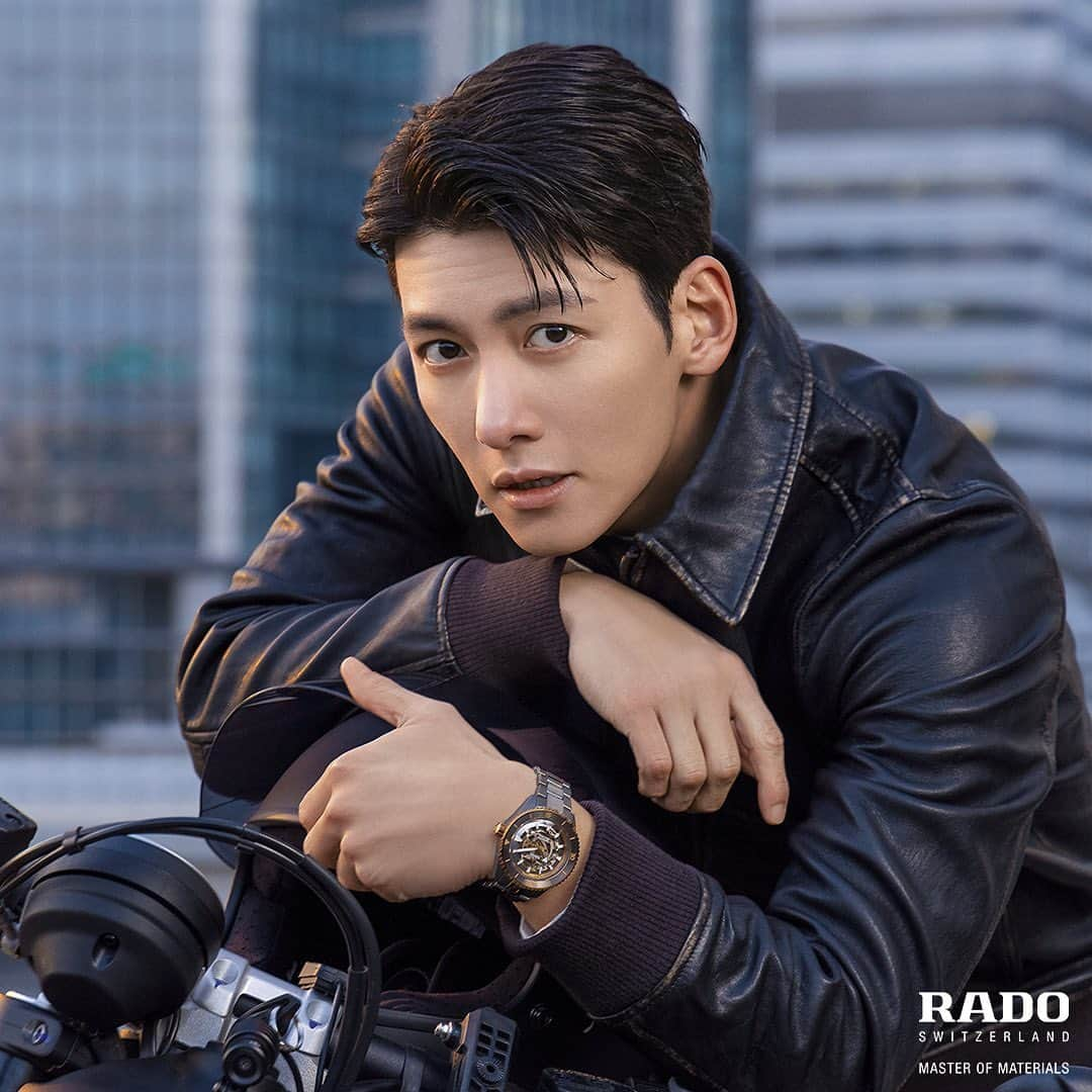 チ・チャンウクさんのインスタグラム写真 - (チ・チャンウクInstagram)「#RadoxJiChangWook #RadoCaptainCook #Rado #라도 #라도x지창욱 #AD」3月21日 13時51分 - jichangwook