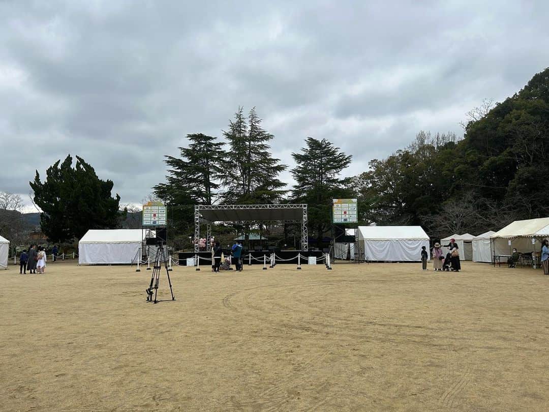 R!Nのインスタグラム：「道後アイランドフェスティバル 無事に終わりました！！ 出演させてもらえて改めて嬉しかったイベントでした✨  いろんなゲストで盛り上がって２日目はお客さんとして参加しました！  プリキュア世代としては生で主題歌の数々が聴けて感無量でした☺️  イベント関係者の皆様、本当にお疲れ様でした！ 出演者の方々も知り合えて嬉しかったー！  次のライブは4/8、渋谷gee-ge.にて！ 東京の皆様よろしくお願いします！」