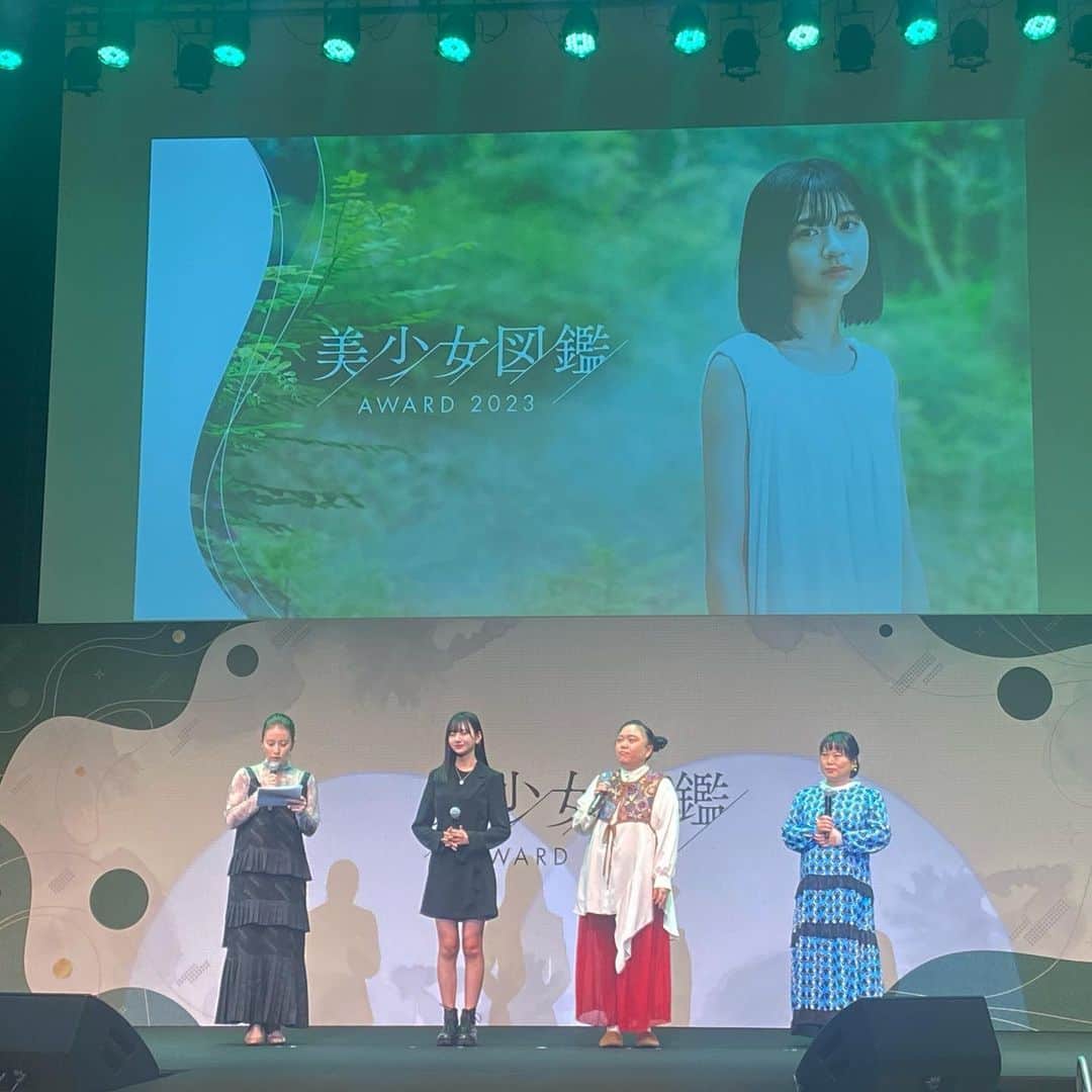 のインスタグラム：「key visual I 've done is  here wow a lot .✨🤤 also I was a jury for 2024 Grand Prix  2023 #Bishoujo zukan (#美少女図鑑) award .  March 18. 2023📷💎key visual 💎💎💎i'm so grateful to take this advantage to be on the stage averywhere on this day. 🌍 next generation sparked their passion on this day. I believe they will become to break through their dream with strength and talent each personn can take , also #Resilience!!  I'm so honored to be charged in key visual as a #photographer. 🫧thank you very much🫧   I 've been doing women's empowerment project , " shining  power" and mother and child , so on  the concept has been getting to connect with kind of same mission.  I appriciate people who lives in japan , la, nyc, italiy, and more to make it happen.  the passion and mission of the media sparks to the world and based in japan with #japanese #samurai sprit . この度ご用命いただいたこと、また新たなチャンスをいただけた方々に感謝申し上げます。主体性の重要性を私はもち、 これからも邁進したいです。熱い想いは上文に記させていただきました。 💎💎　@bishoujozukan_official 💎💎  2022グランプリ　staring in keyvisual  wow awesome @sugawara.y_  @fukushima_bb  hairmakeup @mari_o116  wisdom beauty  @eico.yasumi assistant kanai  production yoshihisa , nataly #GPT @takeshi_htj」