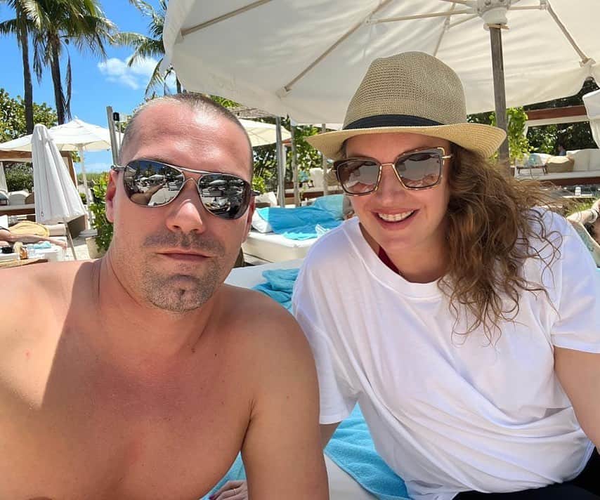 カティンカ・ホッスーのインスタグラム：「Köszönjük a rengeteg gratulációt! 🥰🙏🏽」