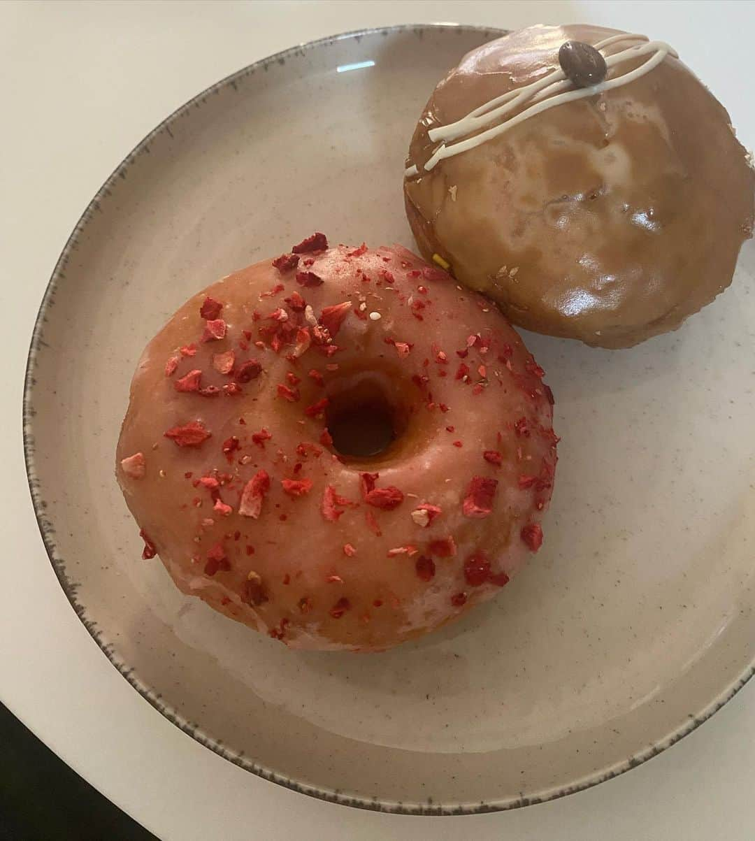 渡辺まおのインスタグラム：「最近ドーナツブーム🍩」