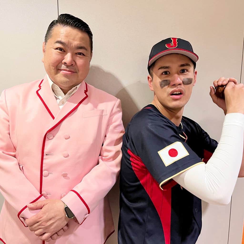 大地洋輔のインスタグラム：「WBC侍JAPAN 決勝進出おめでとうございます㊗️ AKI猪瀬です ヌートバー選手のご活躍も期待しております！  #AKI猪瀬 #ヌートバー #敬称略 #wbc2023  #WBC #侍ジャパン」