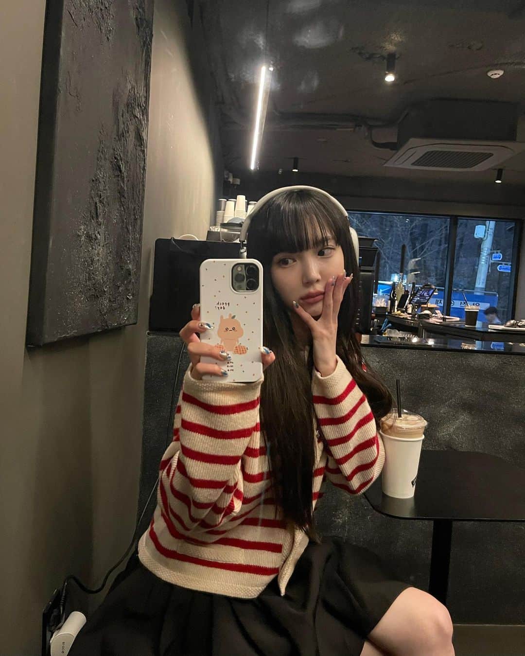 のインスタグラム：「天候の情緒が激しくて大変🧟」